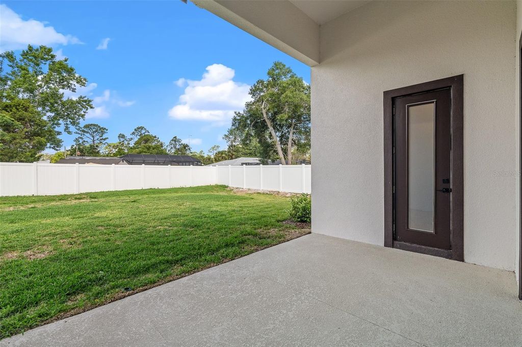 Image 44 of property listing at 7 FORTUNE LANE, Palm Coast, FL 32137