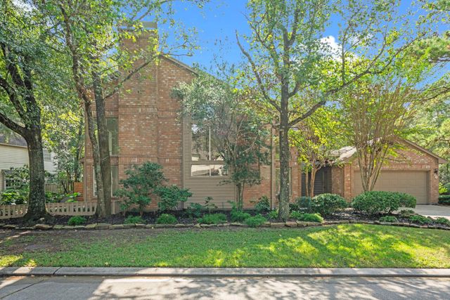 45 N Lakeridge Circle, The Woodlands, TX 77381