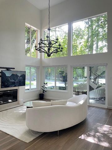 45 N Lakeridge Circle, The Woodlands, TX 77381