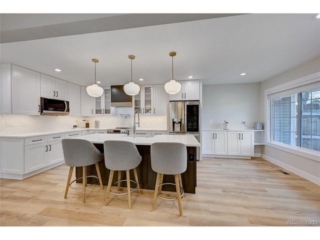 5835 E Irish Pl, Englewood, CO 80112