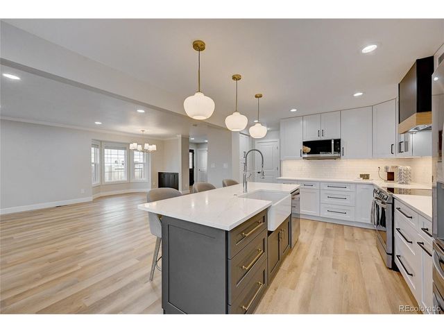 5835 E Irish Pl, Englewood, CO 80112