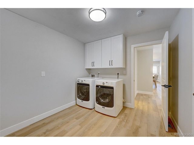 5835 E Irish Pl, Englewood, CO 80112