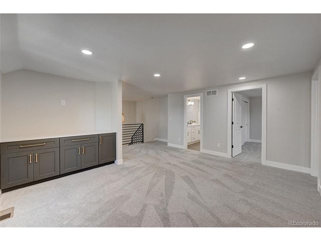 5835 E Irish Pl, Englewood, CO 80112