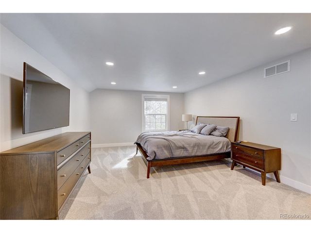 5835 E Irish Pl, Englewood, CO 80112