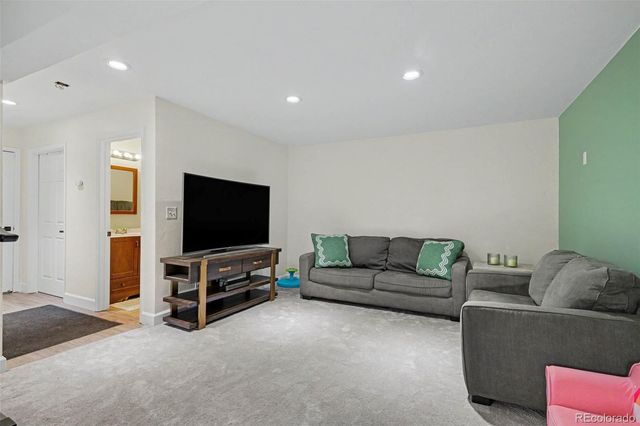809 Roland Drive, Bailey, CO 80421