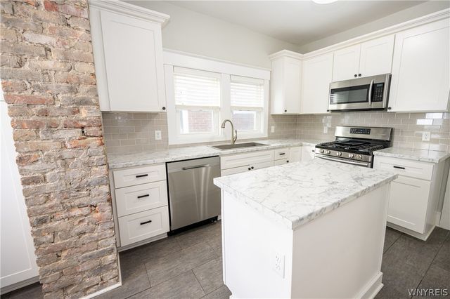 179 Columbus Avenue, Buffalo, NY 14220