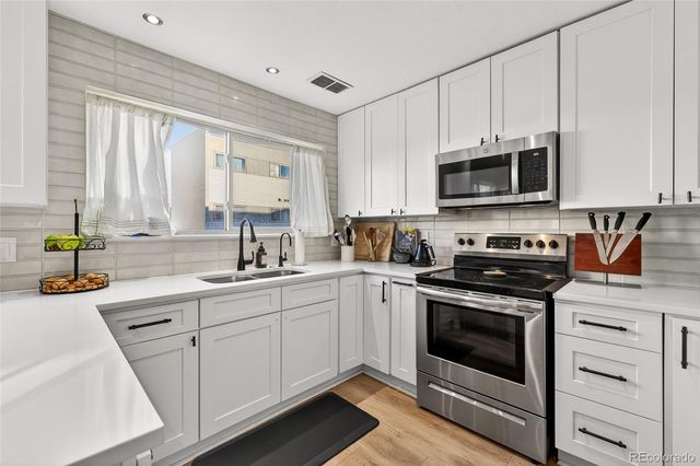 2304 S Troy Street, Aurora, CO 80014