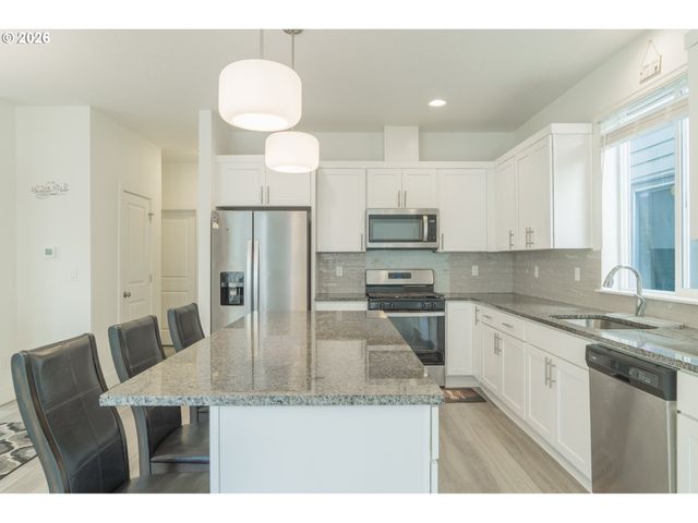 3029 Sw SHERMAN Pl, Beaverton, OR 97003