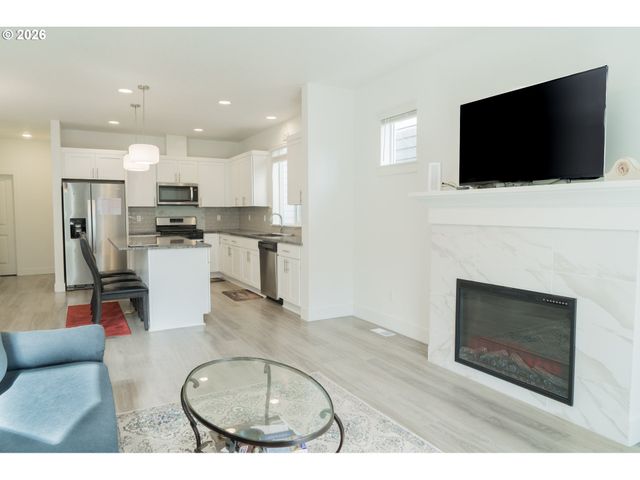 3029 Sw SHERMAN Pl, Beaverton, OR 97003