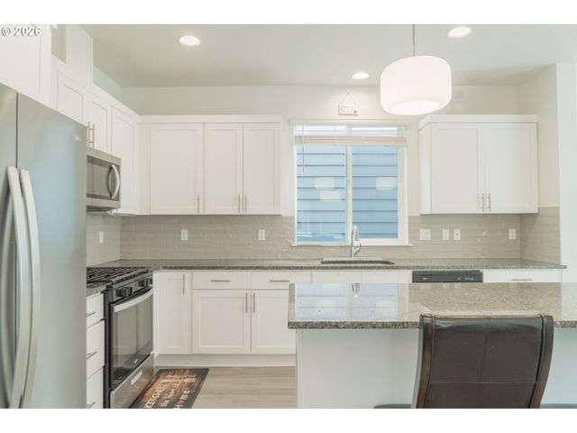 3029 Sw SHERMAN Pl, Beaverton, OR 97003