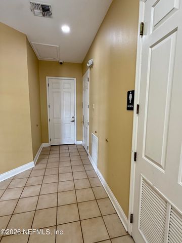 3591 KERNAN Boulevard S 217, Jacksonville, FL 32224