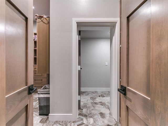 1200 Canteberry Drive, Yukon, OK 73099