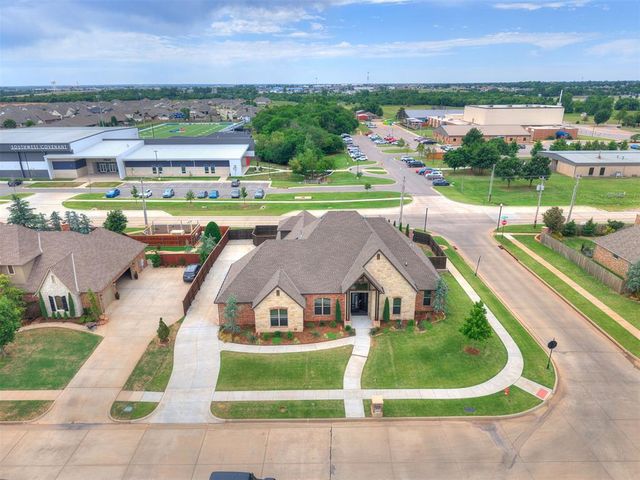 1200 Canteberry Drive, Yukon, OK 73099
