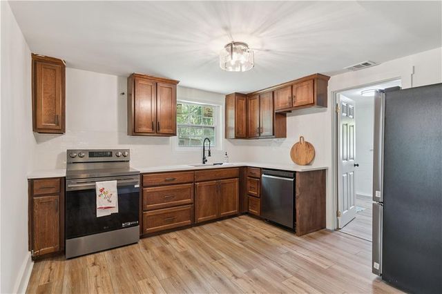 724 Fancy Bluff Road, Brunswick, GA 31523