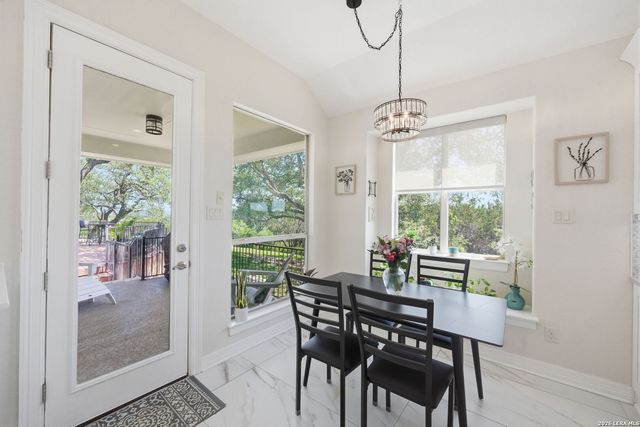 9015 TUSCAN HILLS DR, Garden Ridge, TX 78266