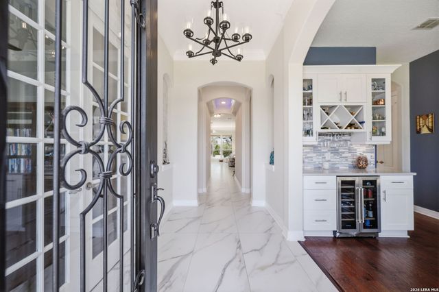 9015 TUSCAN HILLS DR, Garden Ridge, TX 78266