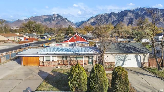 10109 S PEONY WAY, Sandy, UT 84094