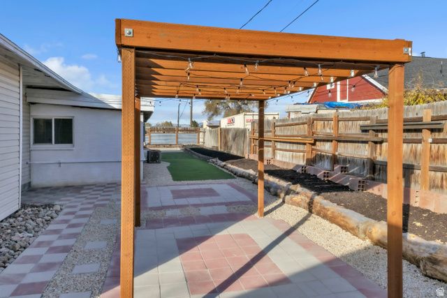 10109 S PEONY WAY, Sandy, UT 84094