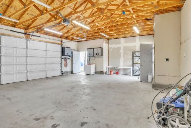 10109 S PEONY WAY, Sandy, UT 84094