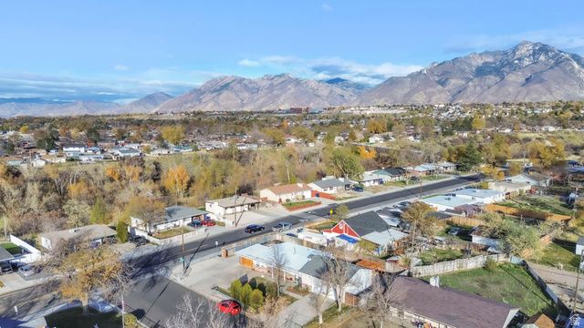 10109 S PEONY WAY, Sandy, UT 84094