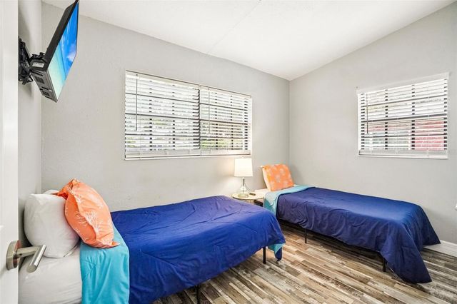 1428 PARKWOOD STREET, Clearwater, FL 33755