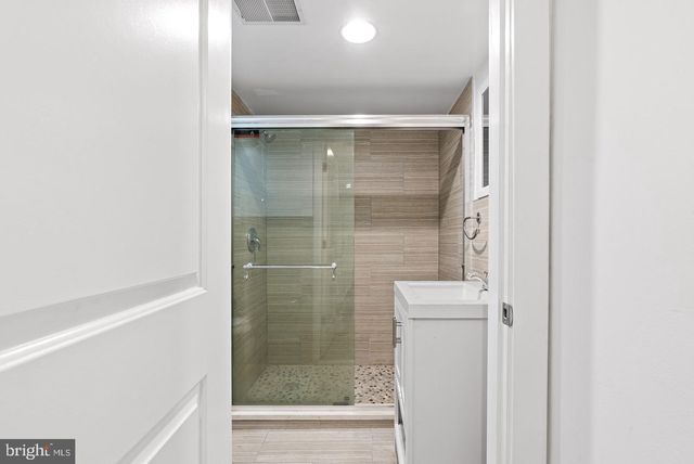 1447 N FRANKLIN ST, Philadelphia, PA 19122