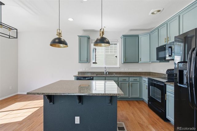 4860 S Picadilly Court, Aurora, CO 80015