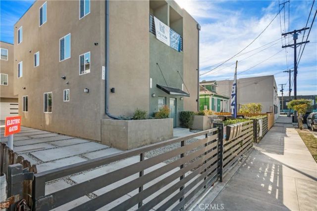 1822 S Orchard Avenue 1822, Los Angeles, CA 90006
