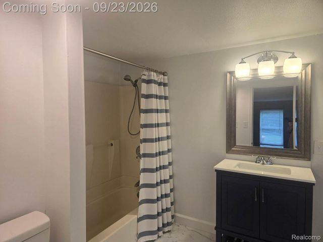 10681 Katherine Street, Taylor, MI 48180