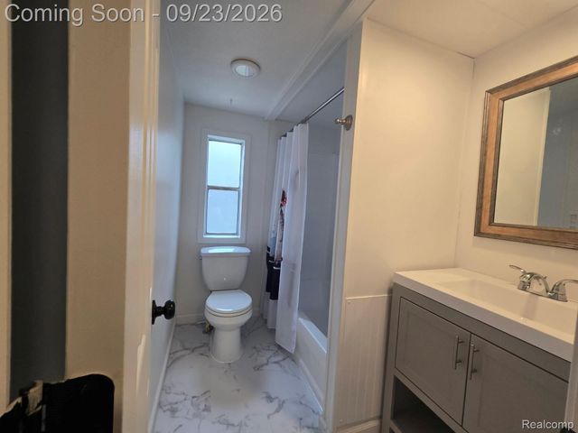 10681 Katherine Street, Taylor, MI 48180