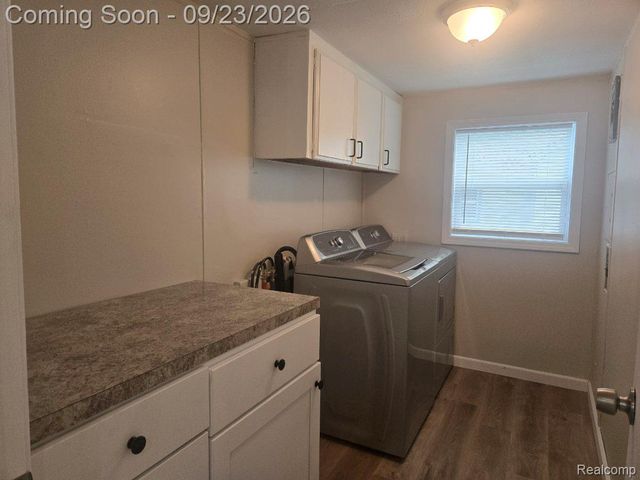 10681 Katherine Street, Taylor, MI 48180