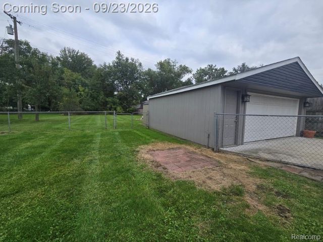 10681 Katherine Street, Taylor, MI 48180
