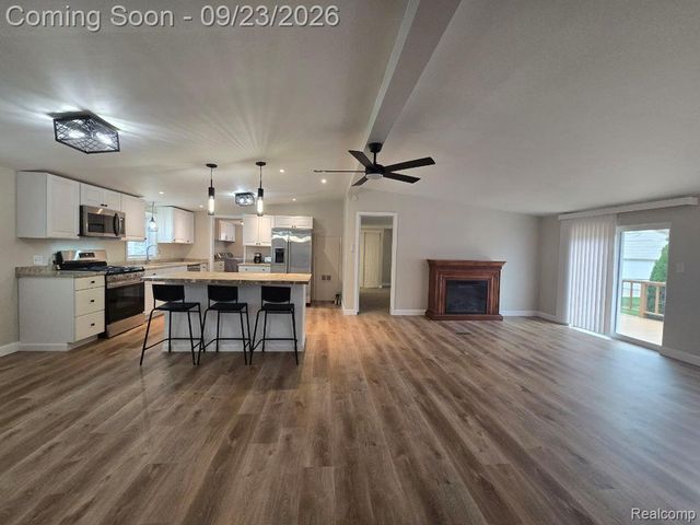 10681 Katherine Street, Taylor, MI 48180