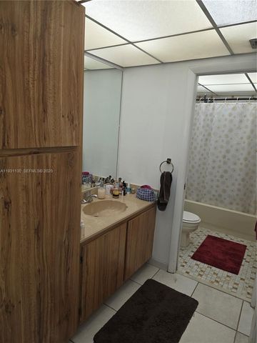 8035 SW 107th Ave 221, Miami, FL 33173