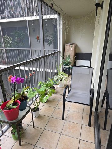 8035 SW 107th Ave 221, Miami, FL 33173