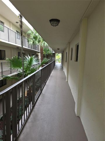 8035 SW 107th Ave 221, Miami, FL 33173