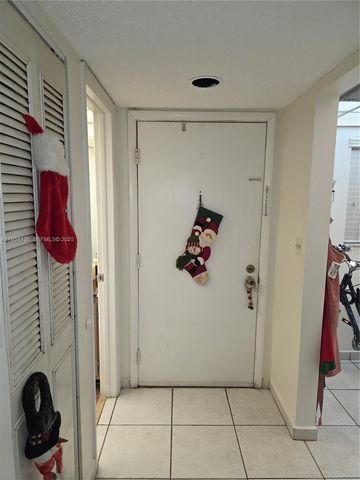 8035 SW 107th Ave 221, Miami, FL 33173