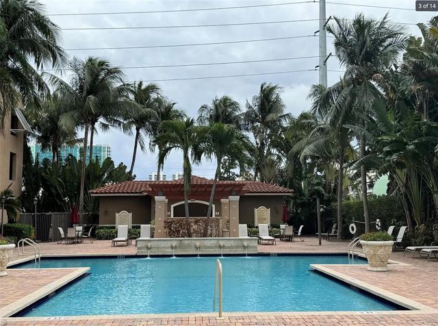 616 Clearwater Park Road 1002, West Palm Beach, FL 33401