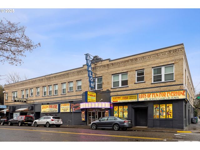 3527 Se BELMONT St, Portland, OR 97214