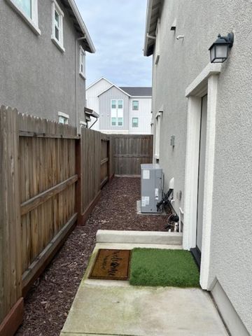 5736 5736 Molino Circle Roseville, Roseville, CA 95747