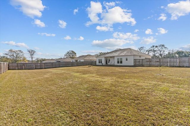 440 Mockingbird Trl, Newton, AL 36352