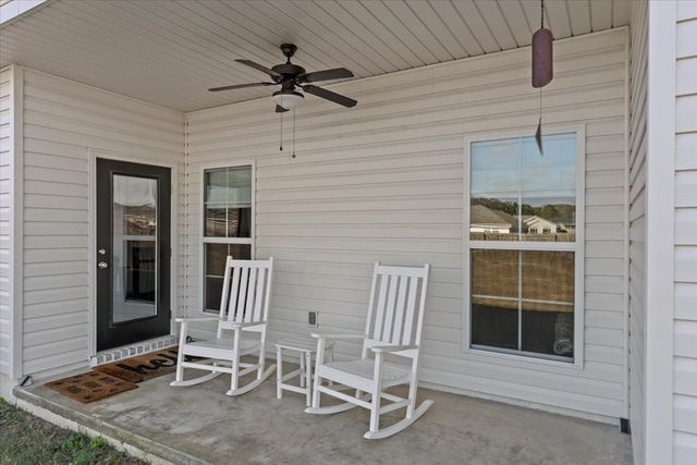 440 Mockingbird Trl, Newton, AL 36352