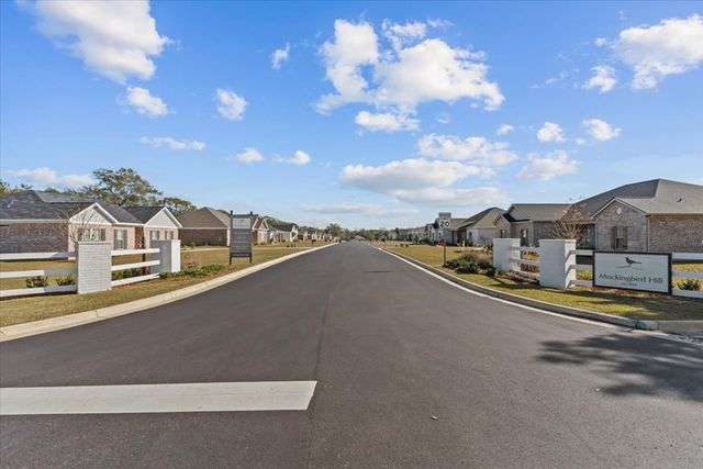 440 Mockingbird Trl, Newton, AL 36352