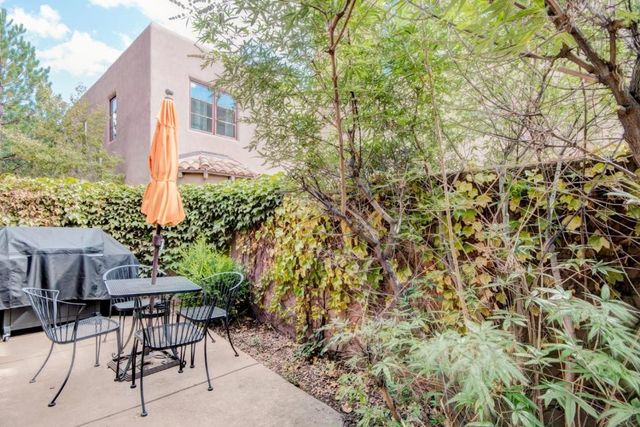 103 Catron 61B, Santa Fe, NM 87501