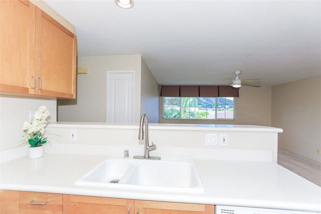 7150 Hawaii Kai Drive 195, Honolulu, HI 96825