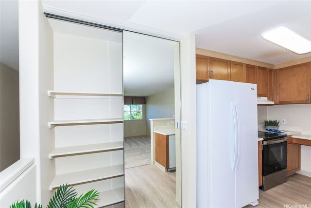 7150 Hawaii Kai Drive 195, Honolulu, HI 96825