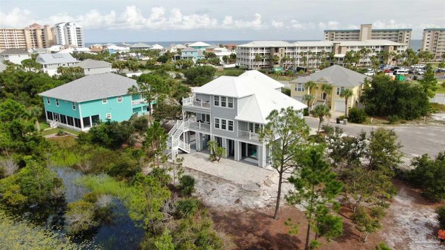 864 Sailfish Ct, Perdido Key, FL 32507