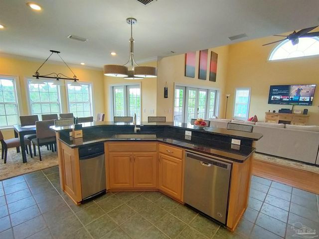 864 Sailfish Ct, Perdido Key, FL 32507