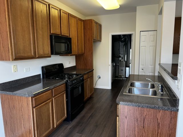 385 Sundown Court A, Wauconda, IL 60084