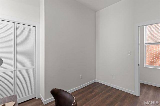 4258 Swan Avenue, St Louis, MO 63110